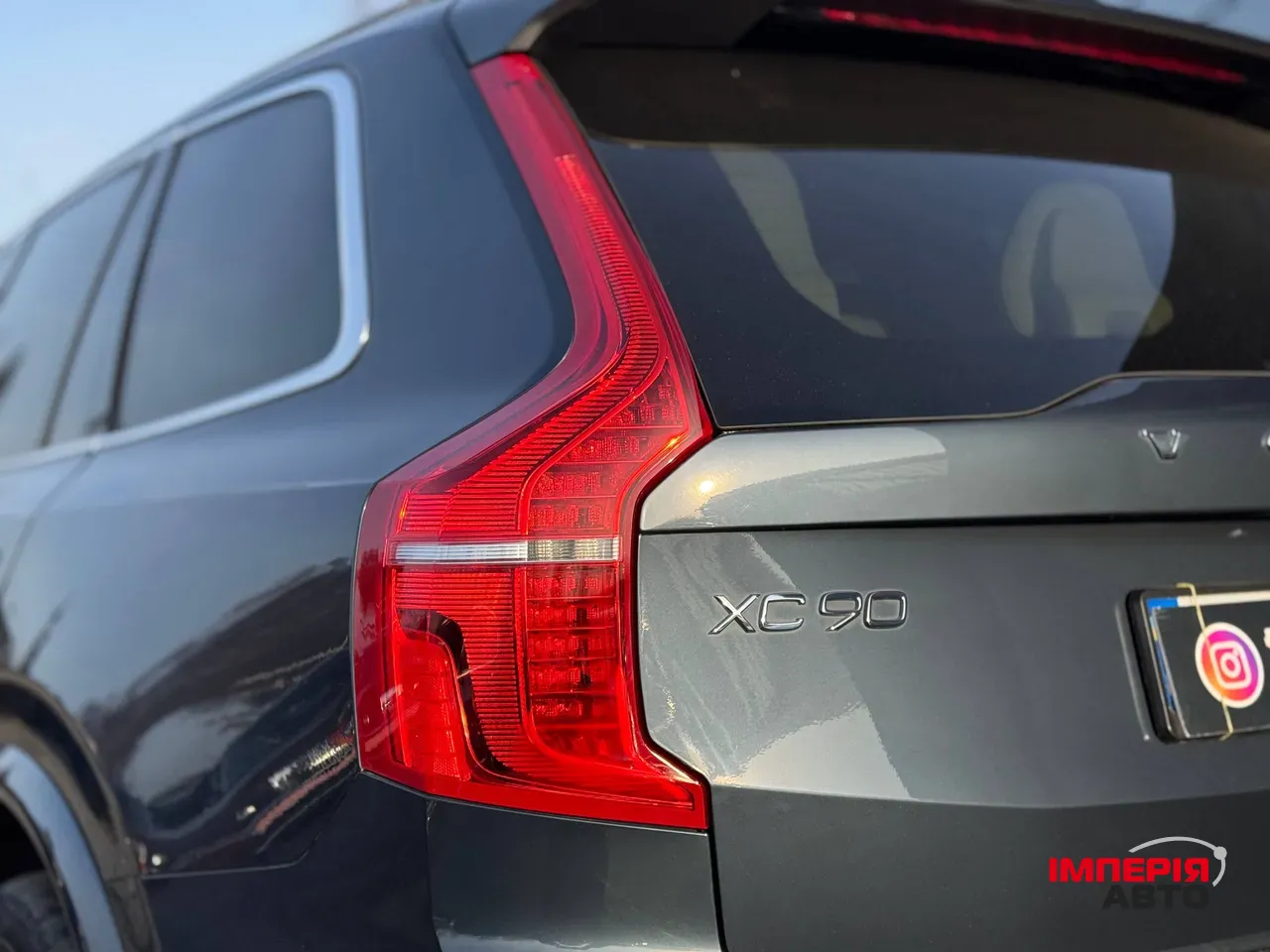 Volvo XC90 - фото 13