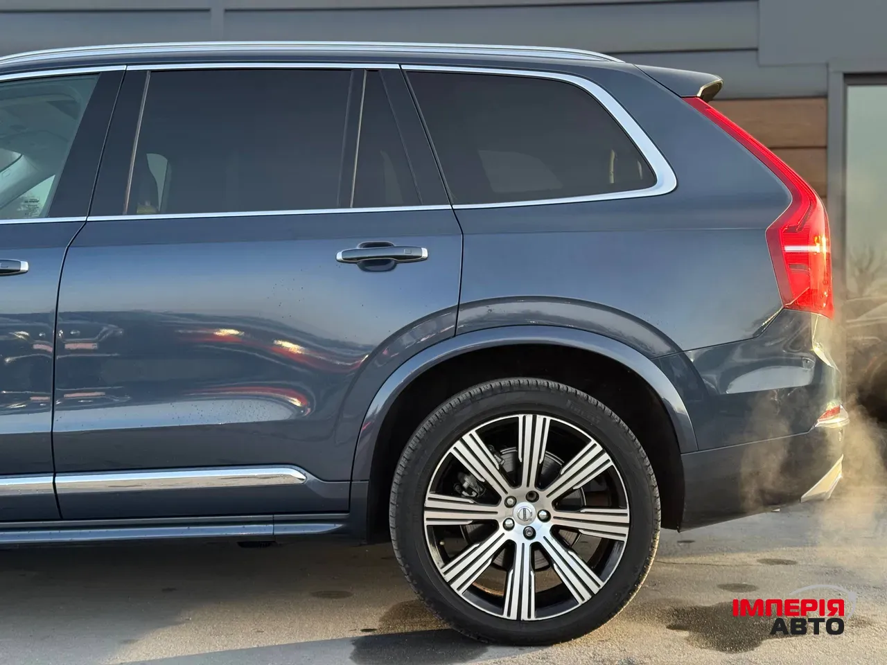 Volvo XC90 - фото 21