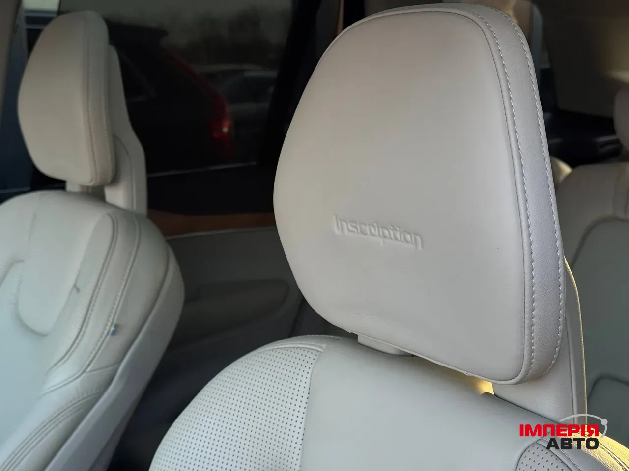 Volvo XC90 - фото 45