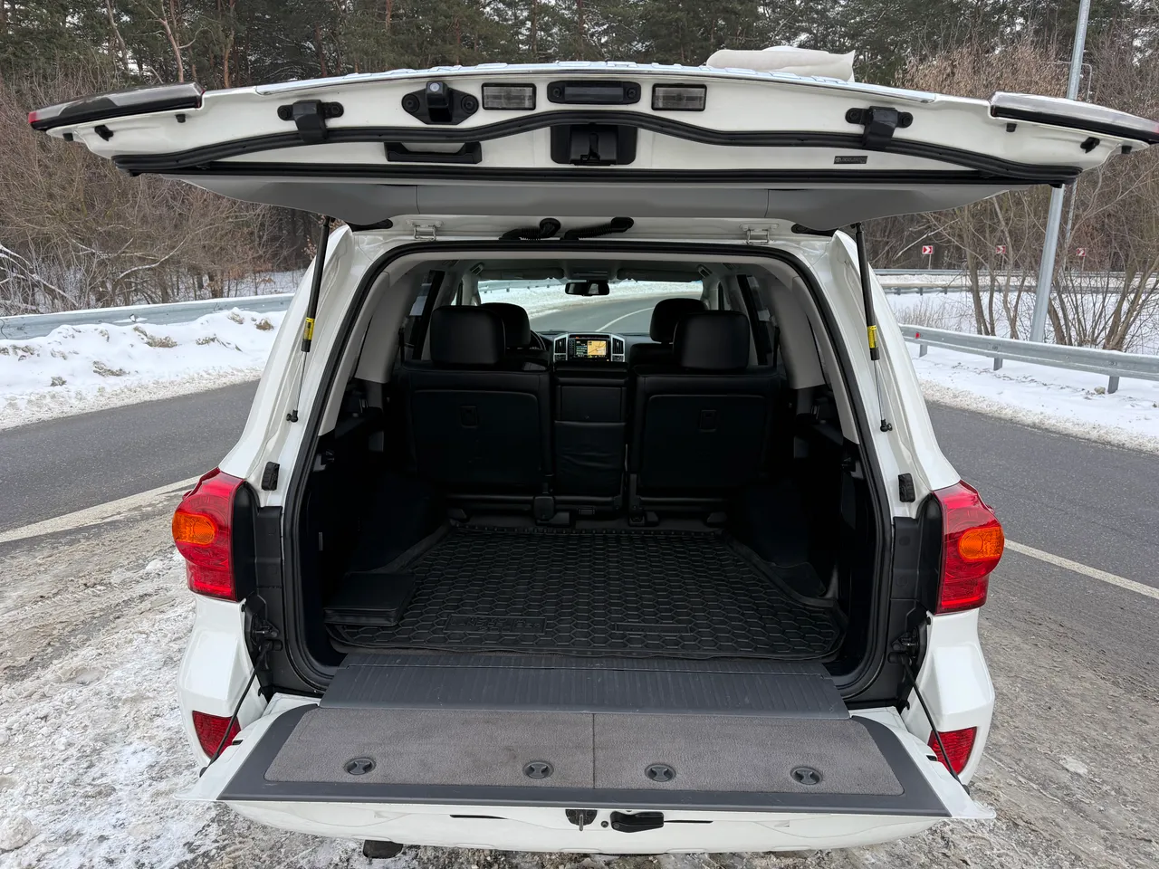 Toyota Land Cruiser - фото 24