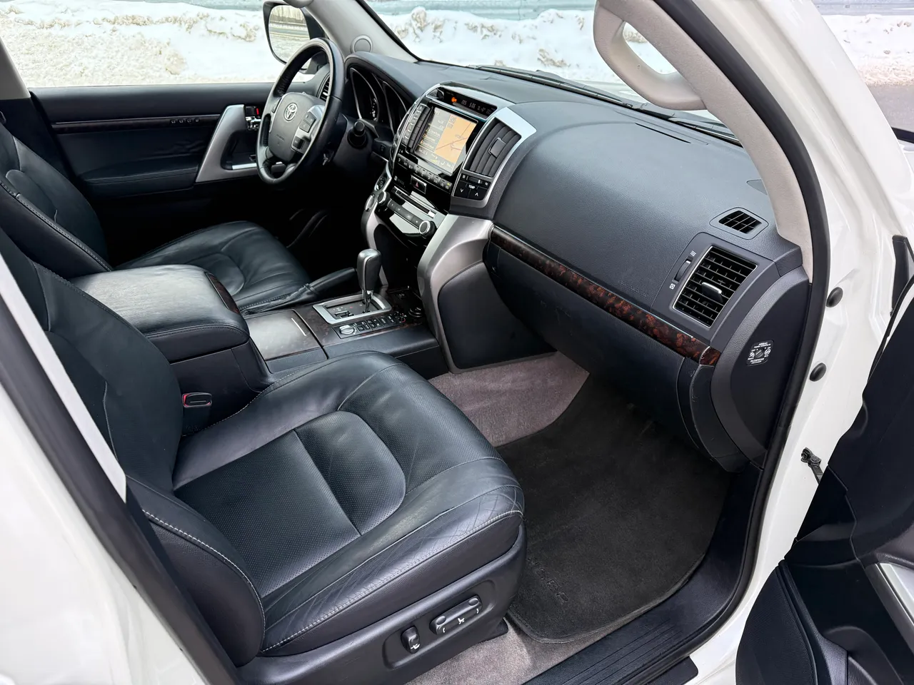 Toyota Land Cruiser - фото 17