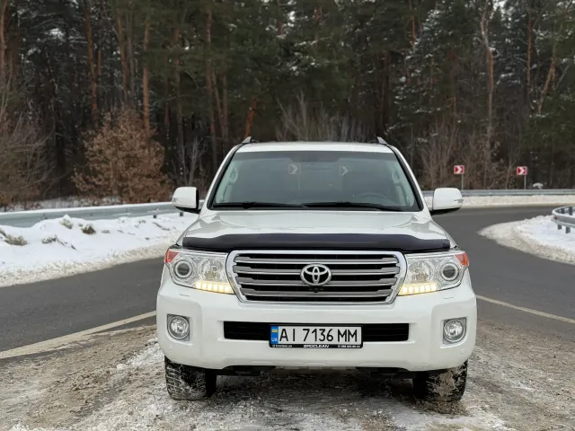 Toyota Land Cruiser - фото 2