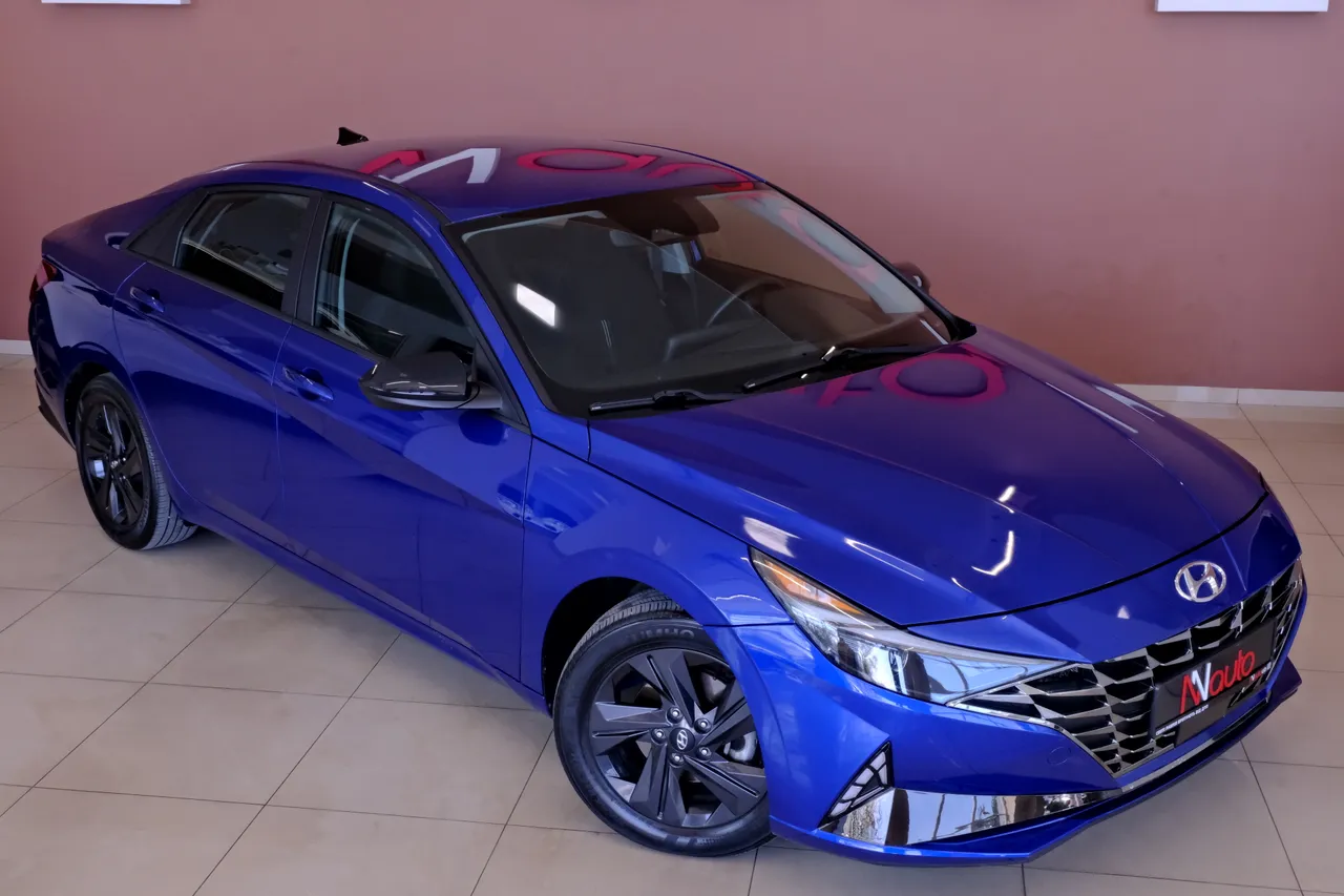 Hyundai Elantra - фото 4