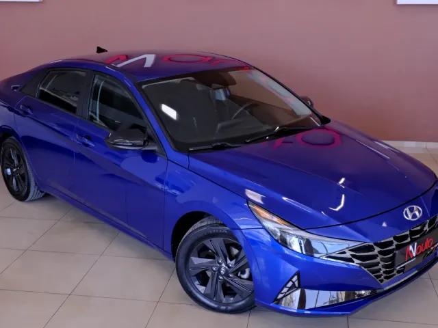 Hyundai Elantra - фото 4