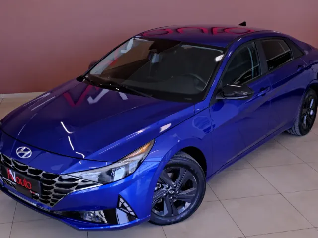 Hyundai Elantra - фото 2