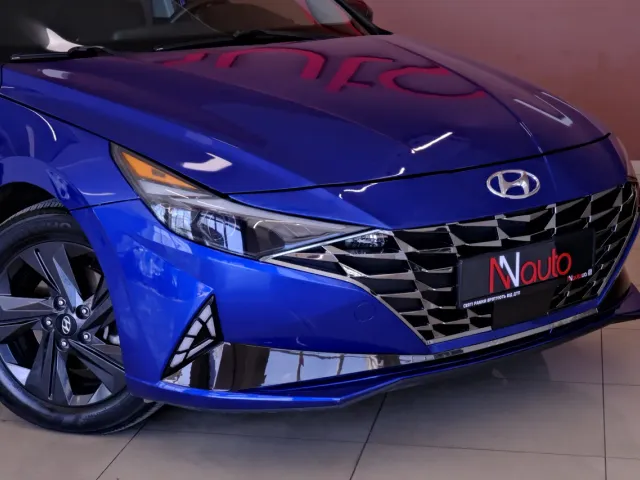 Hyundai Elantra - фото 3