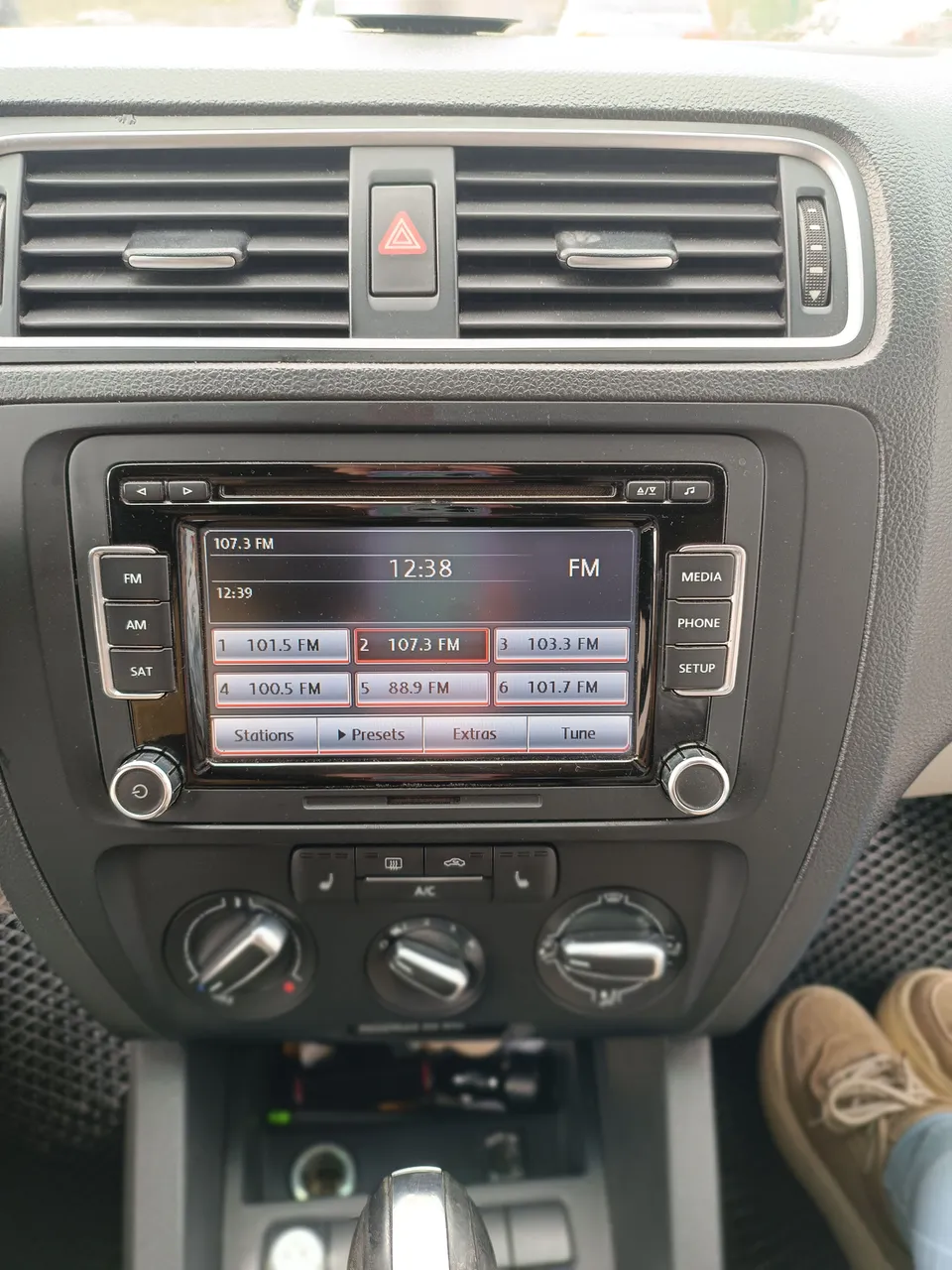 Volkswagen Jetta - фото 15