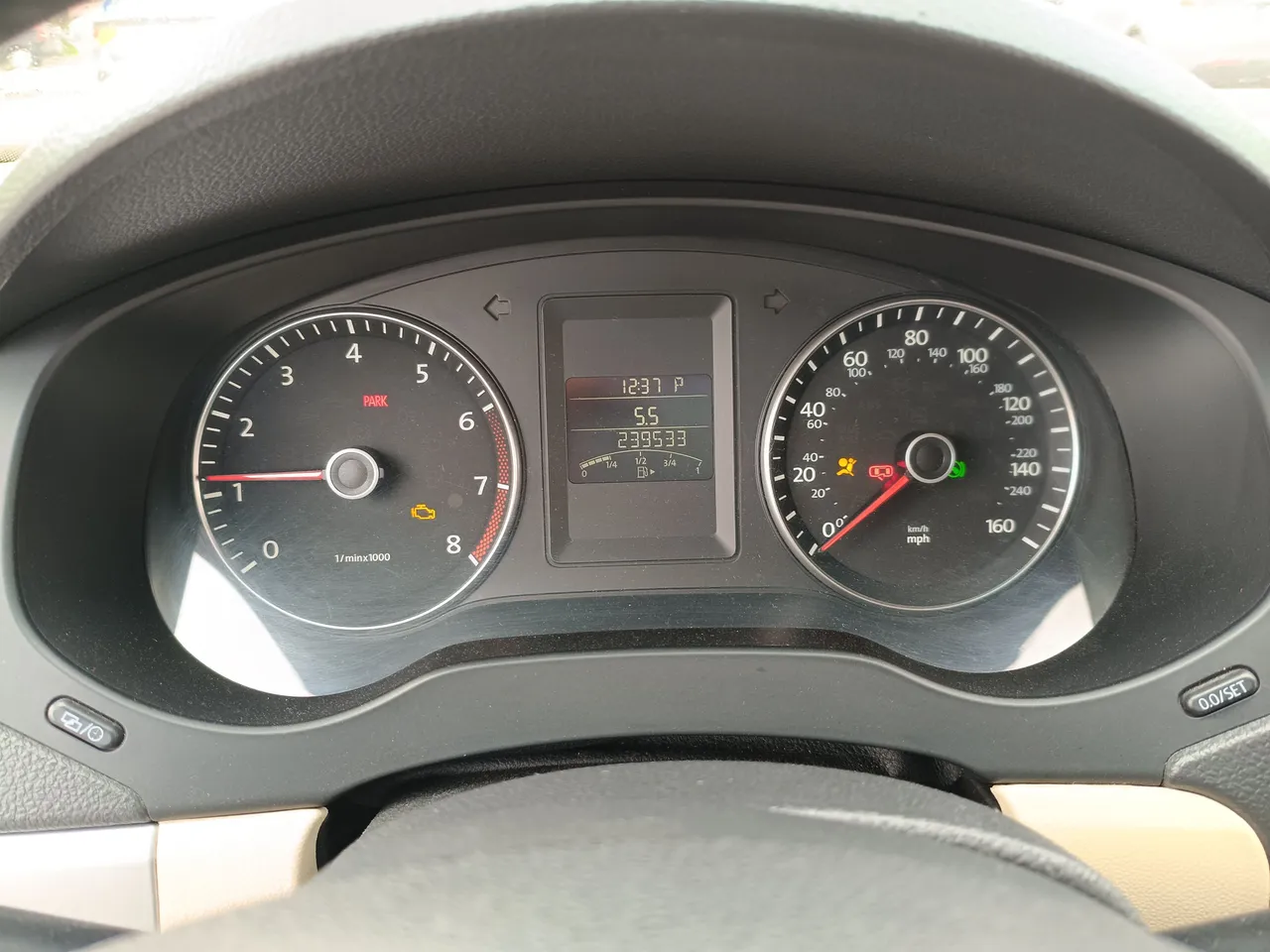 Volkswagen Jetta - фото 13