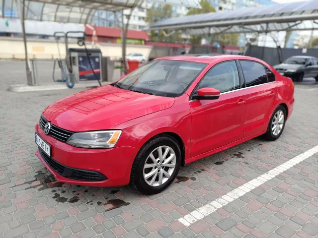 Volkswagen Jetta - фото 1