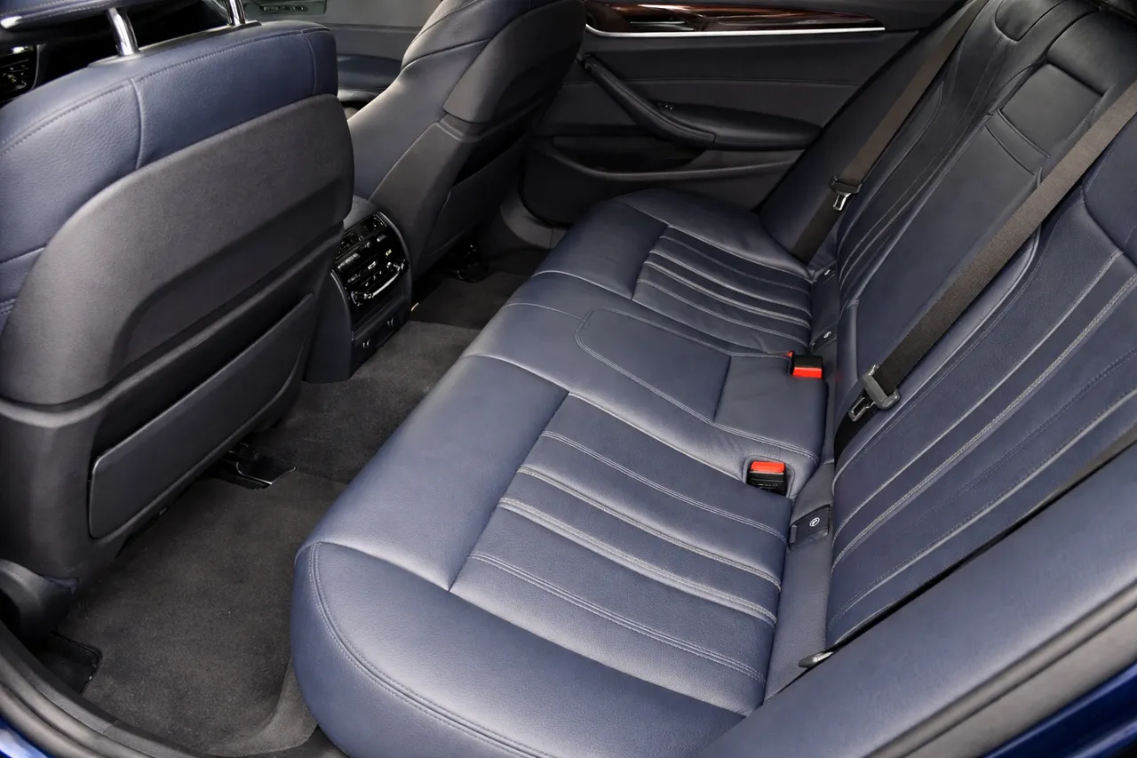 BMW 5 серії - фото 9