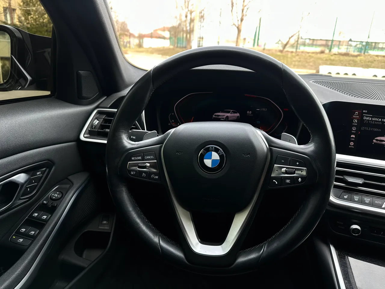 BMW 3 серії - фото 32