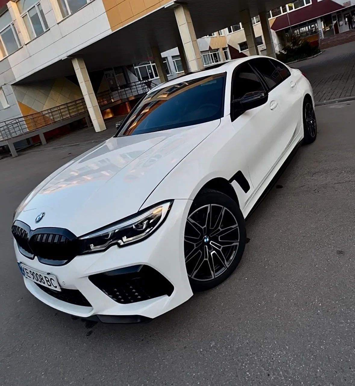 BMW 3 серії - фото 14