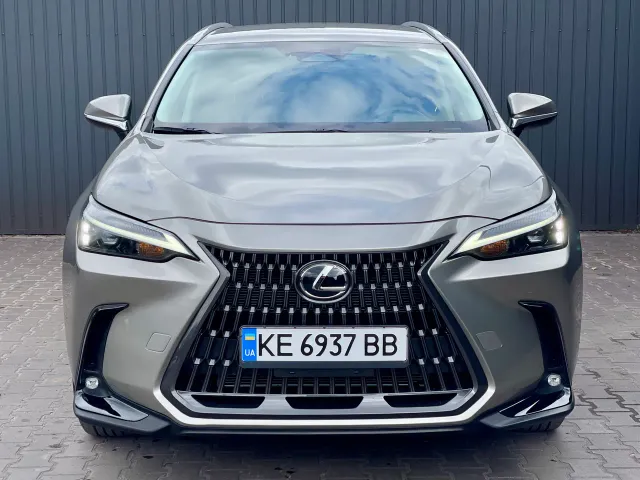 Lexus NX - фото 3