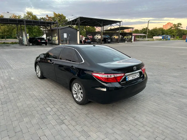 Toyota Camry - фото 4