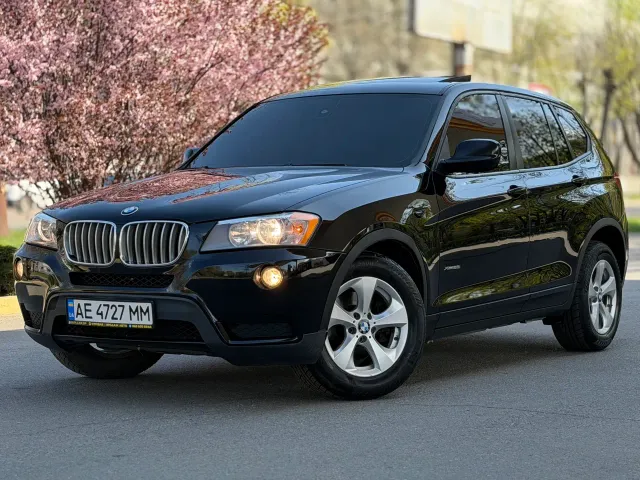 BMW X3 - фото 1