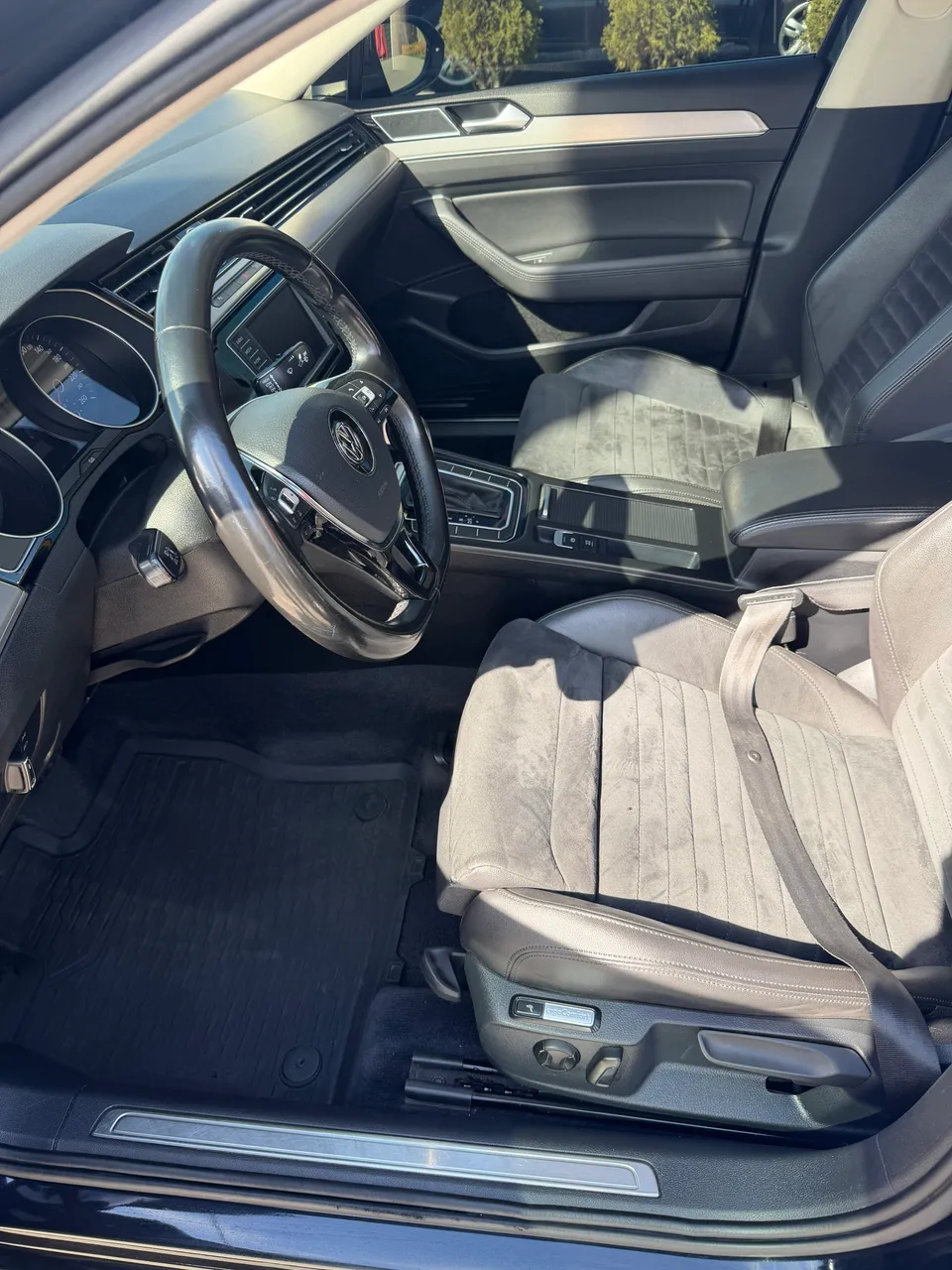 Volkswagen Passat - фото 25