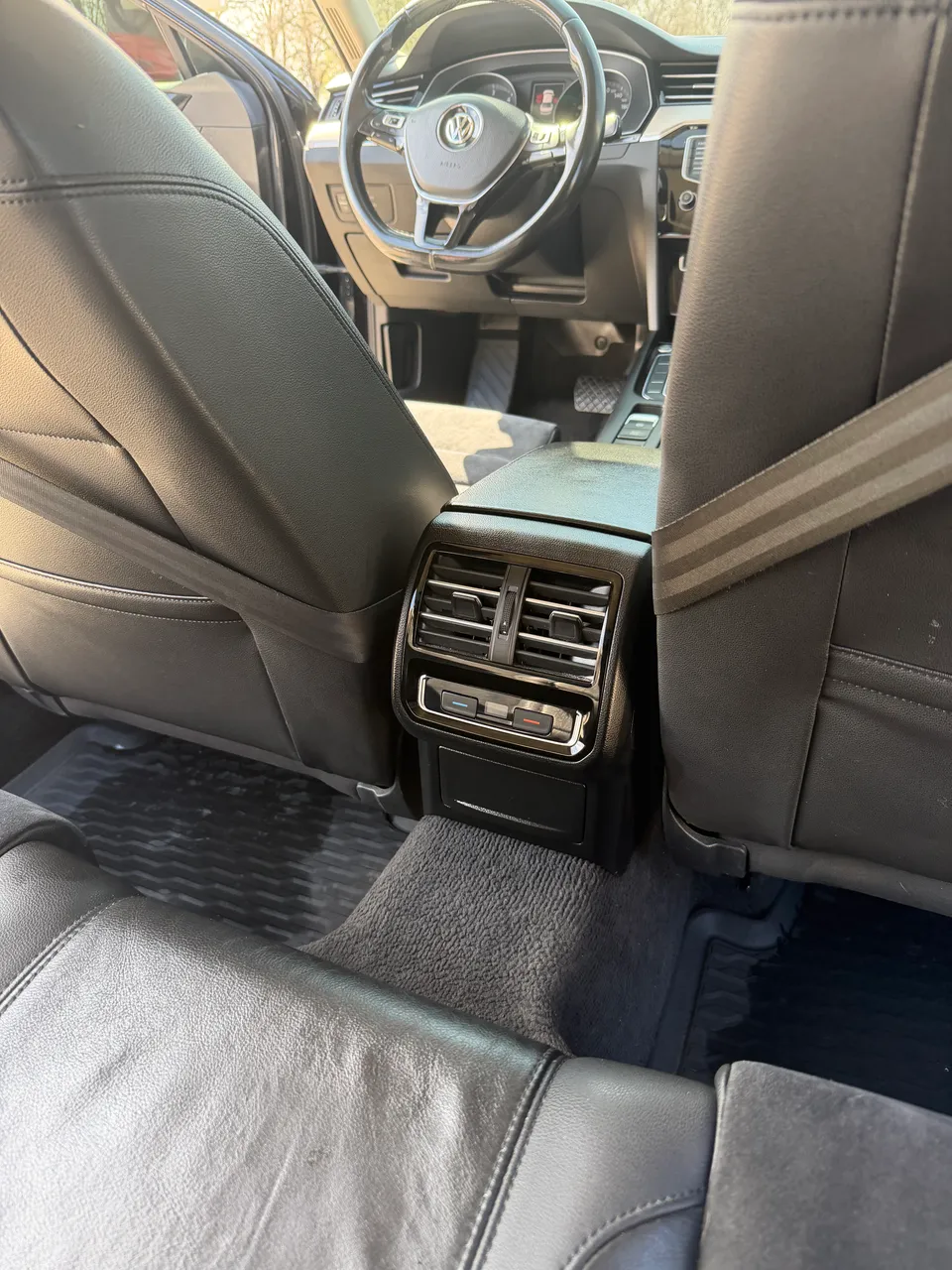 Volkswagen Passat - фото 32