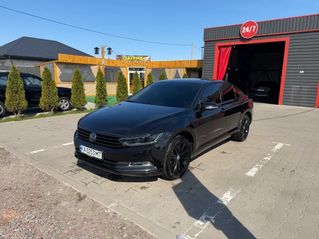 Volkswagen Passat - фото 2