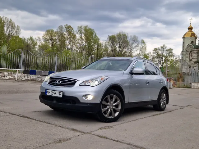 Infiniti EX - фото 1