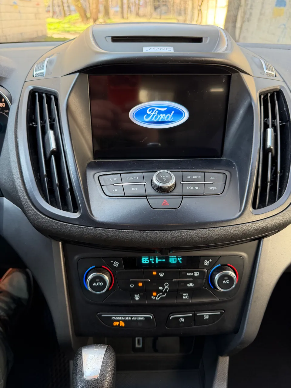 Ford Escape - фото 12