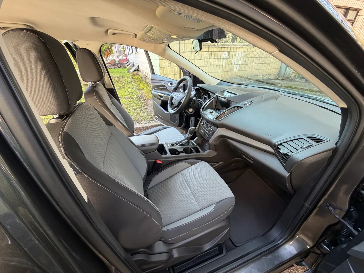 Ford Escape - фото 9