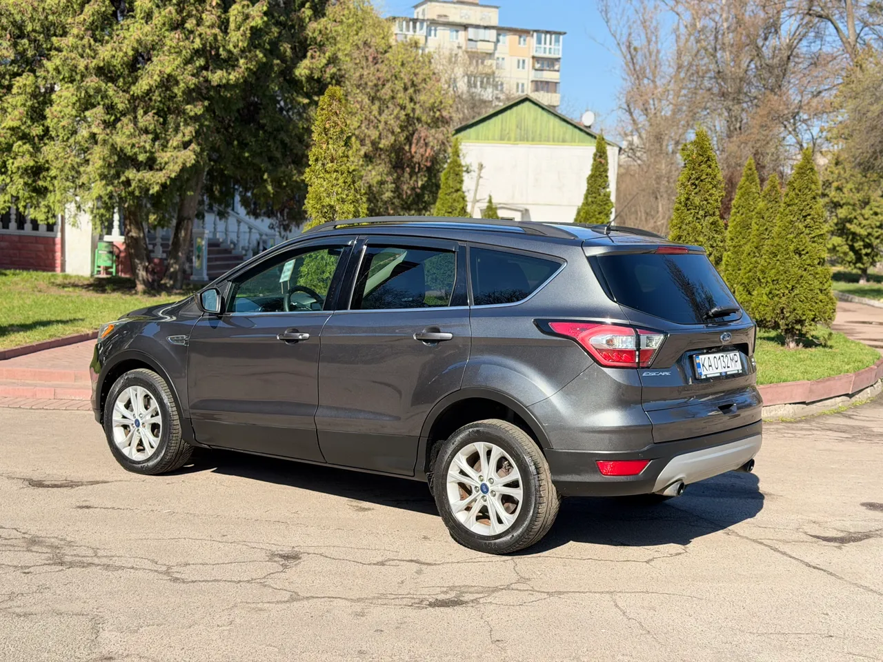 Ford Escape - фото 5