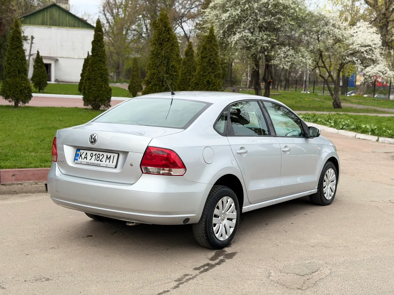 Volkswagen Polo - фото 6