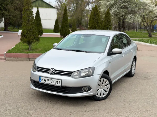 Volkswagen Polo - фото 1