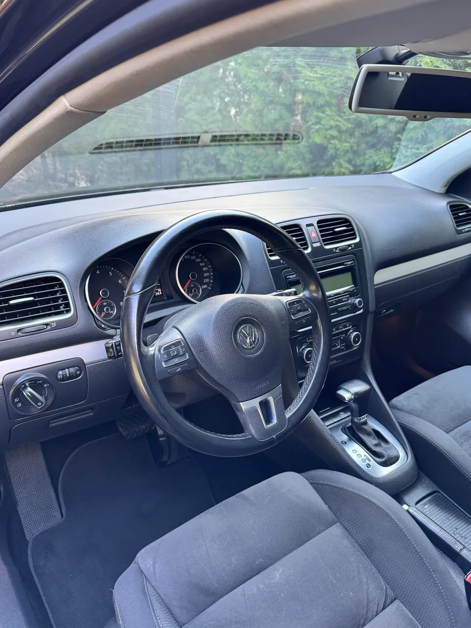 Volkswagen Golf - фото 16