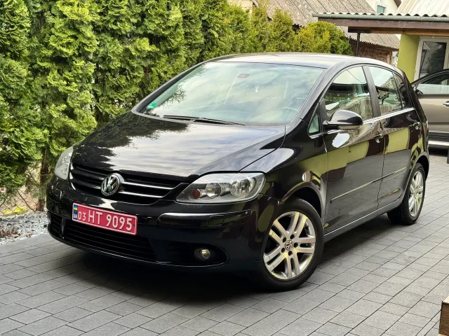 Volkswagen Golf Plus - фото 3