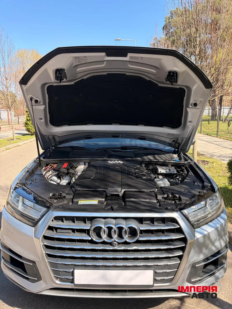 Audi Q7 - фото 30
