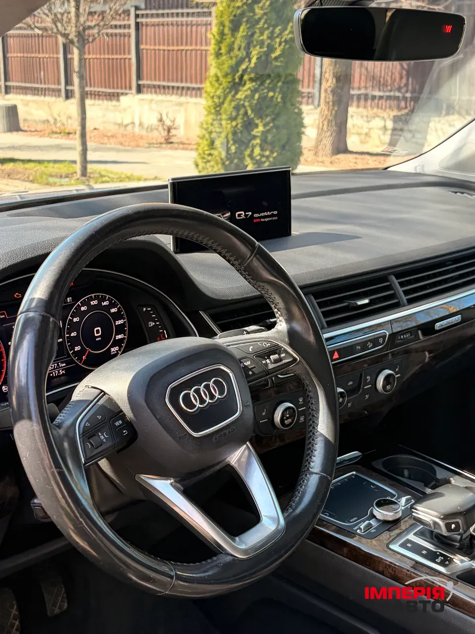 Audi Q7 - фото 22
