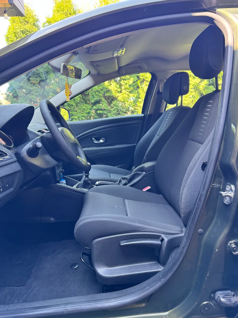 Renault Megane - фото 10