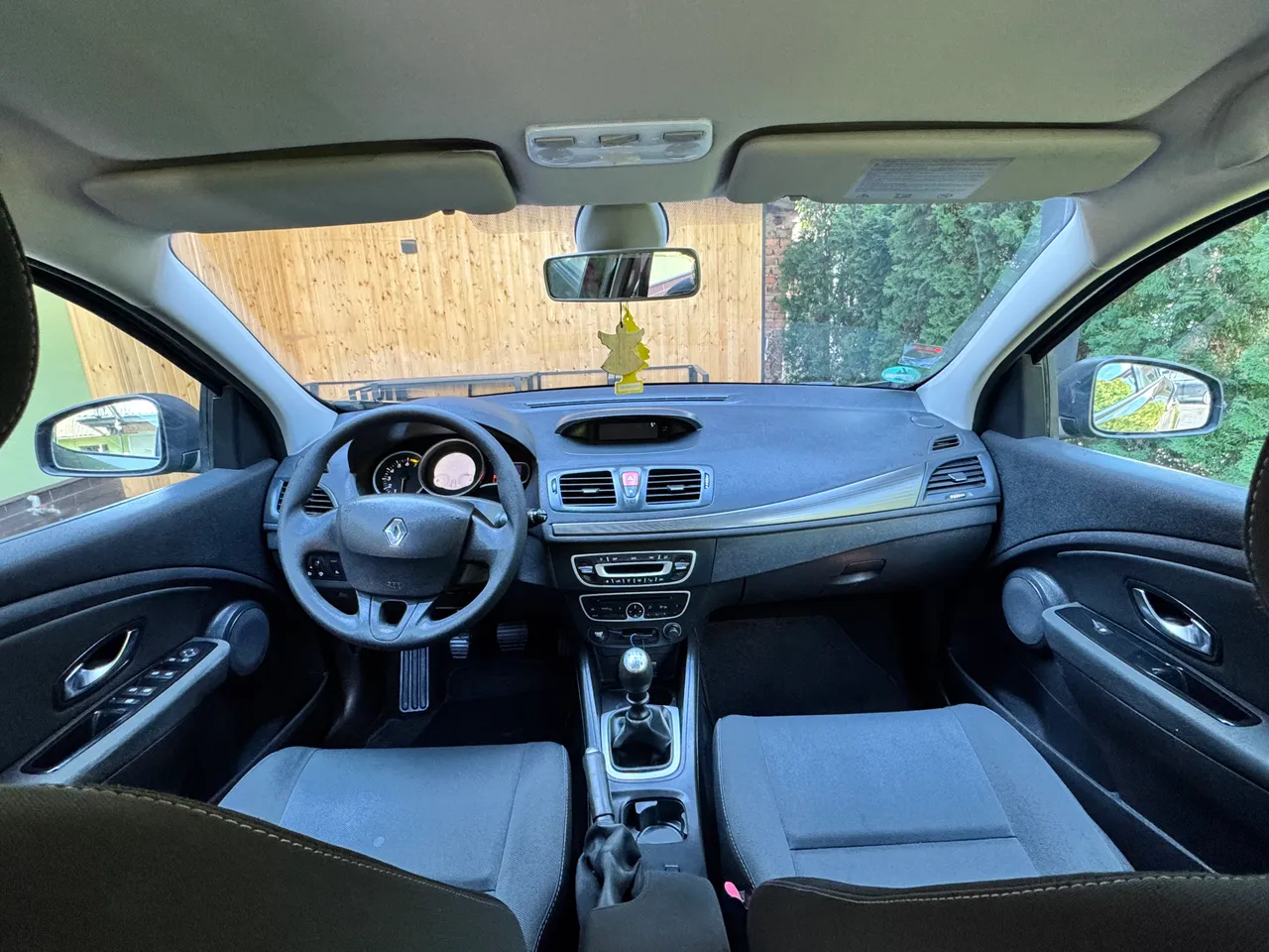 Renault Megane - фото 7