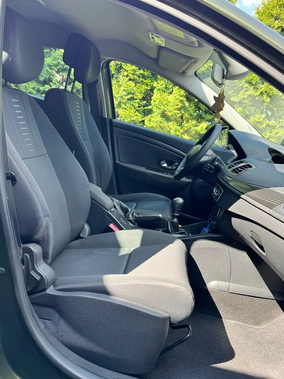 Renault Megane - фото 18