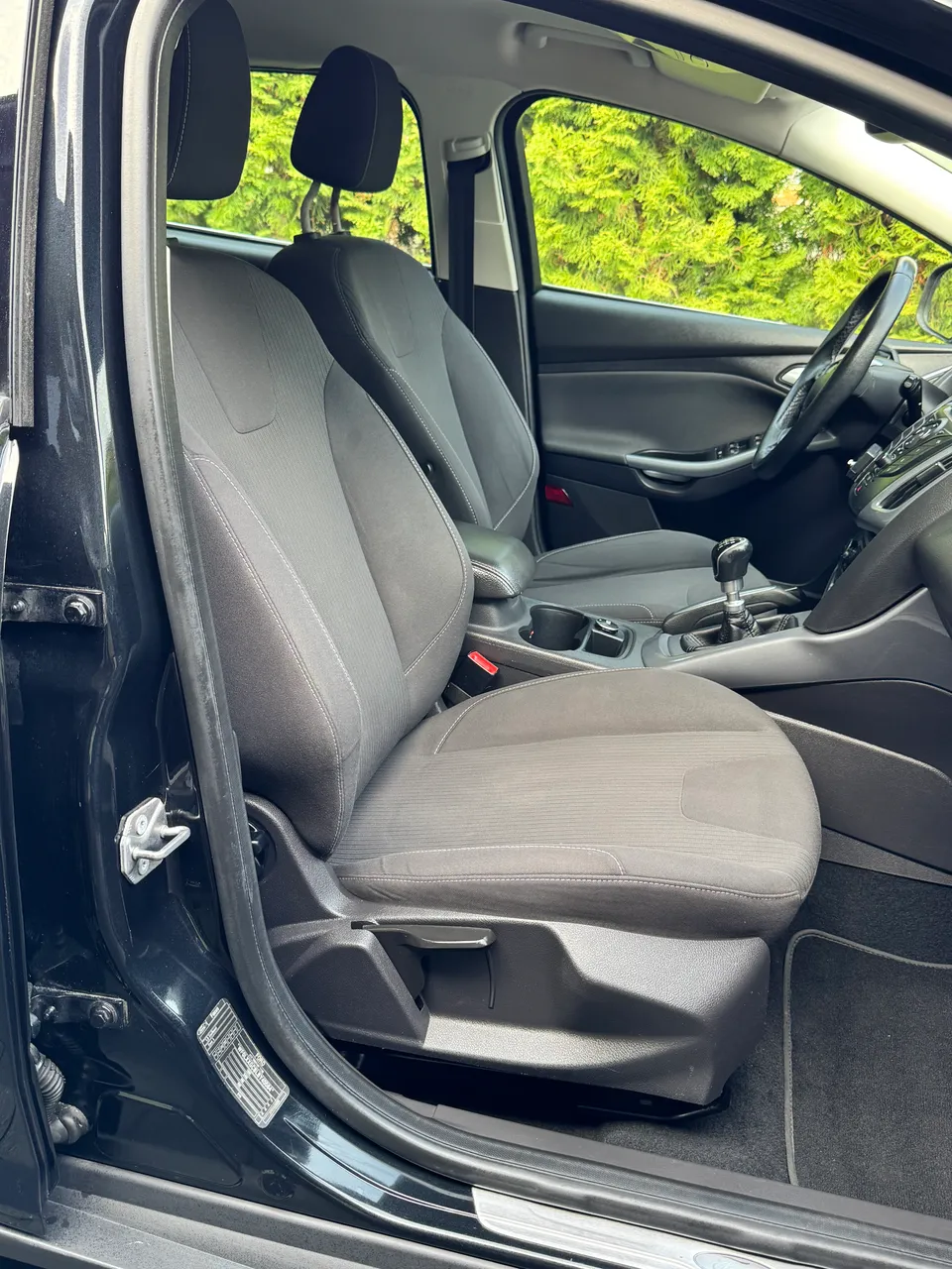 Ford Focus - фото 28