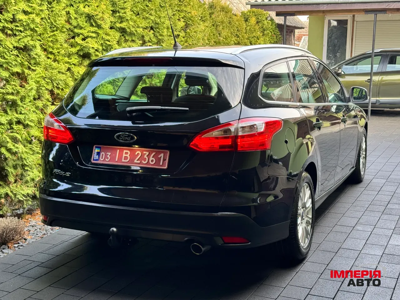 Ford Focus - фото 8