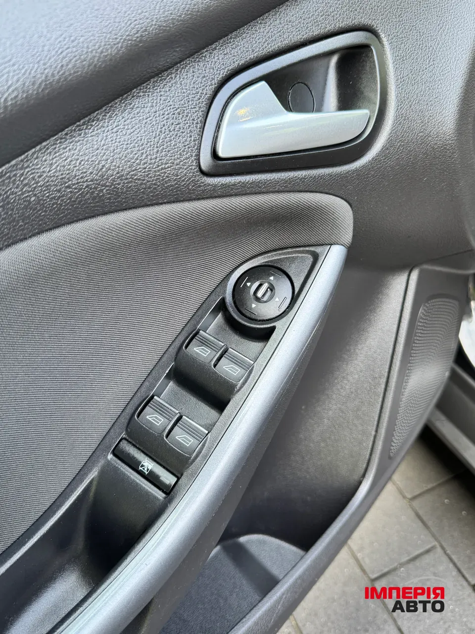 Ford Focus - фото 16