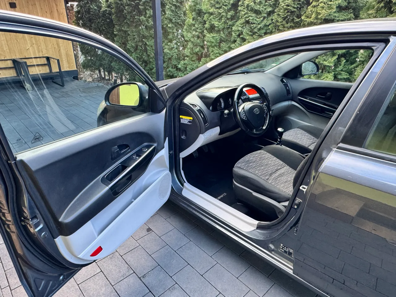 Kia Ceed - фото 8