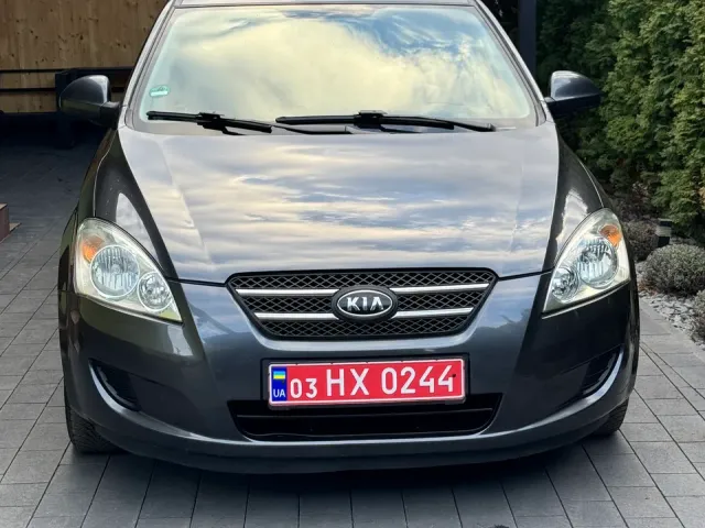 Kia Ceed - фото 5