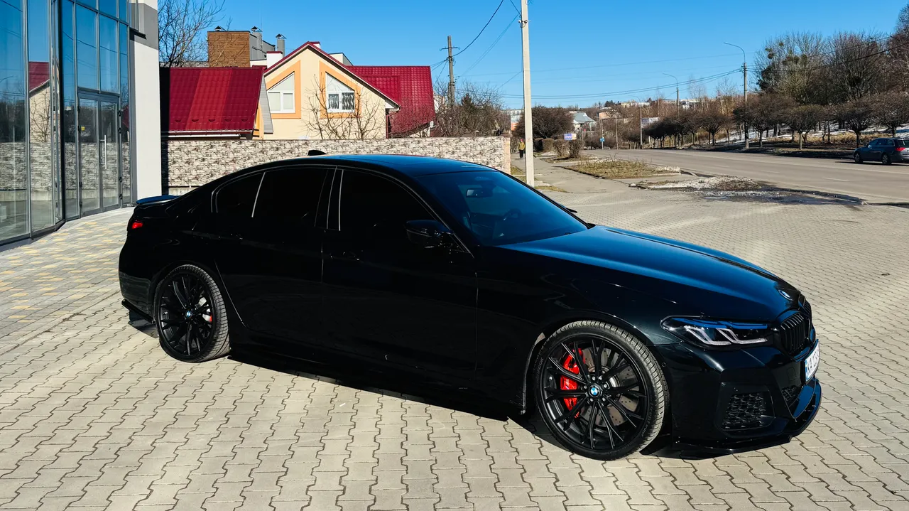 BMW 5 серії - фото 8