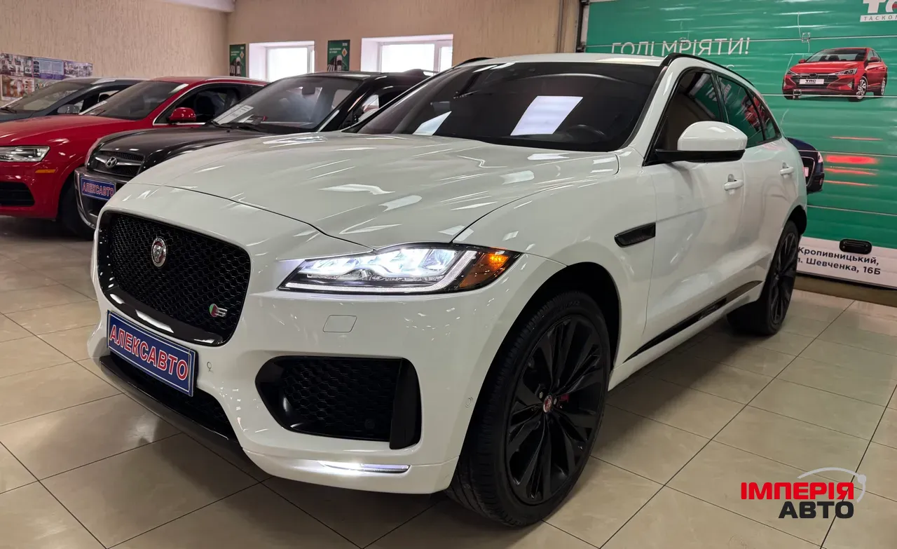 Jaguar F-Pace - фото 3