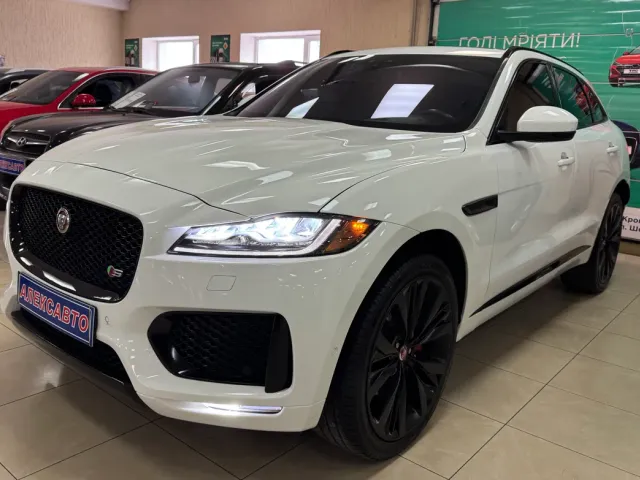 Jaguar F-Pace - фото 3