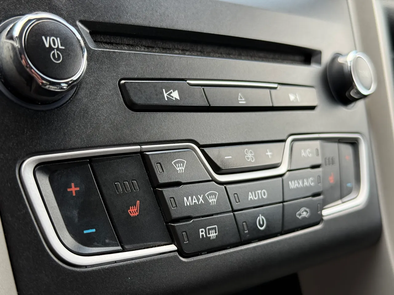 Ford Fusion USA - фото 26