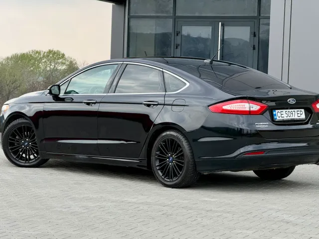 Ford Fusion USA - фото 2