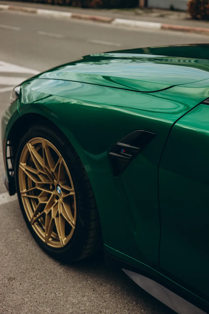 BMW M4 - фото 11