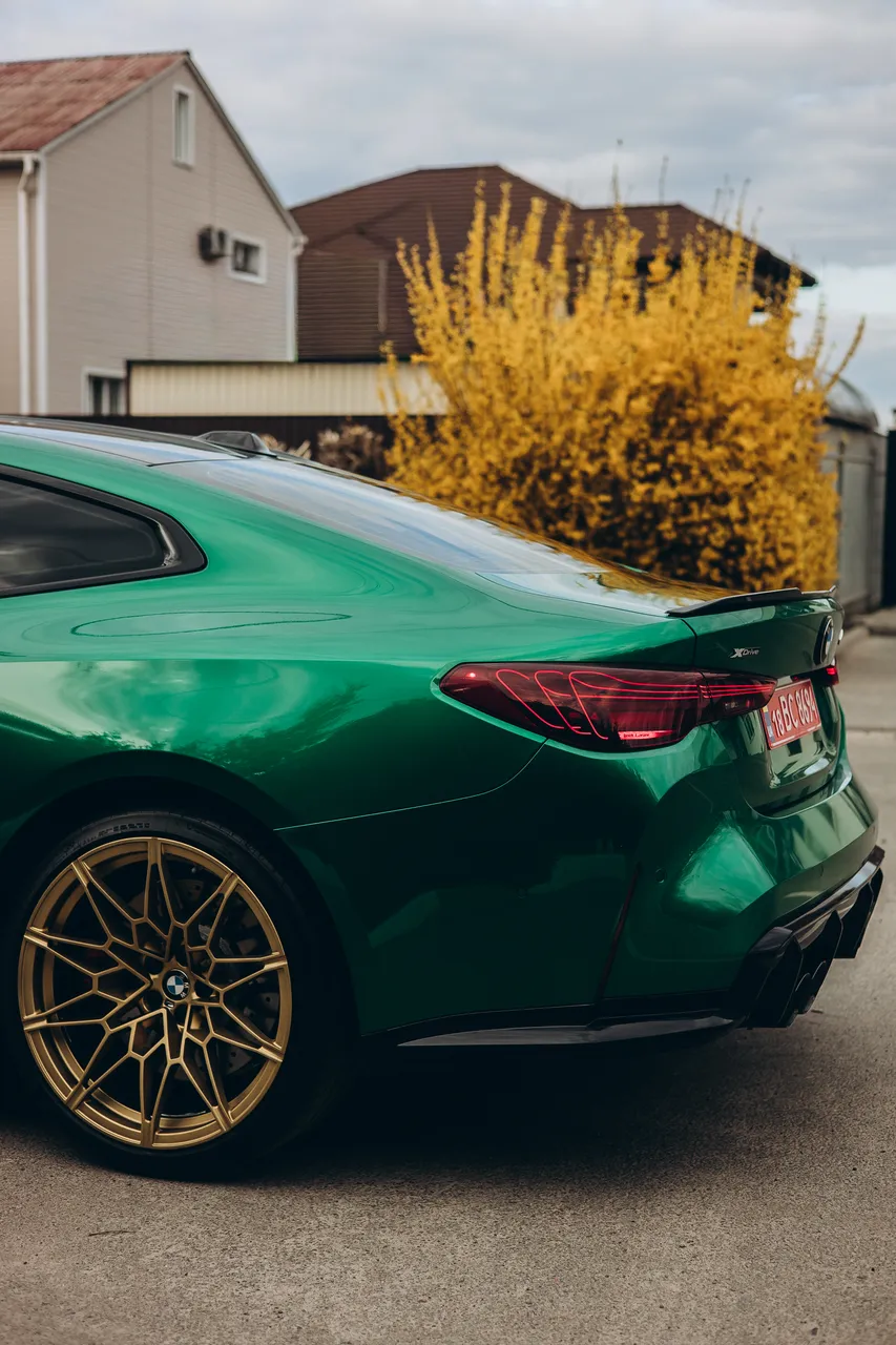 BMW M4 - фото 21