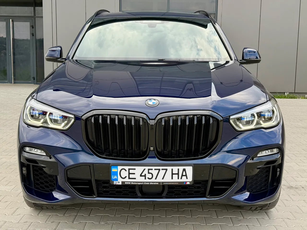 BMW X5 - фото 7