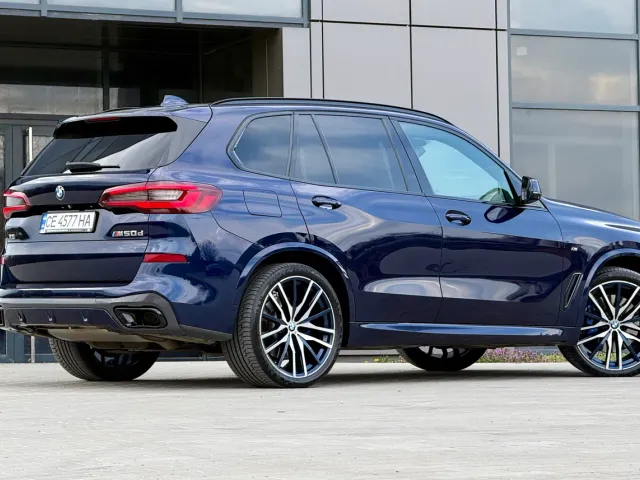 BMW X5 - фото 4