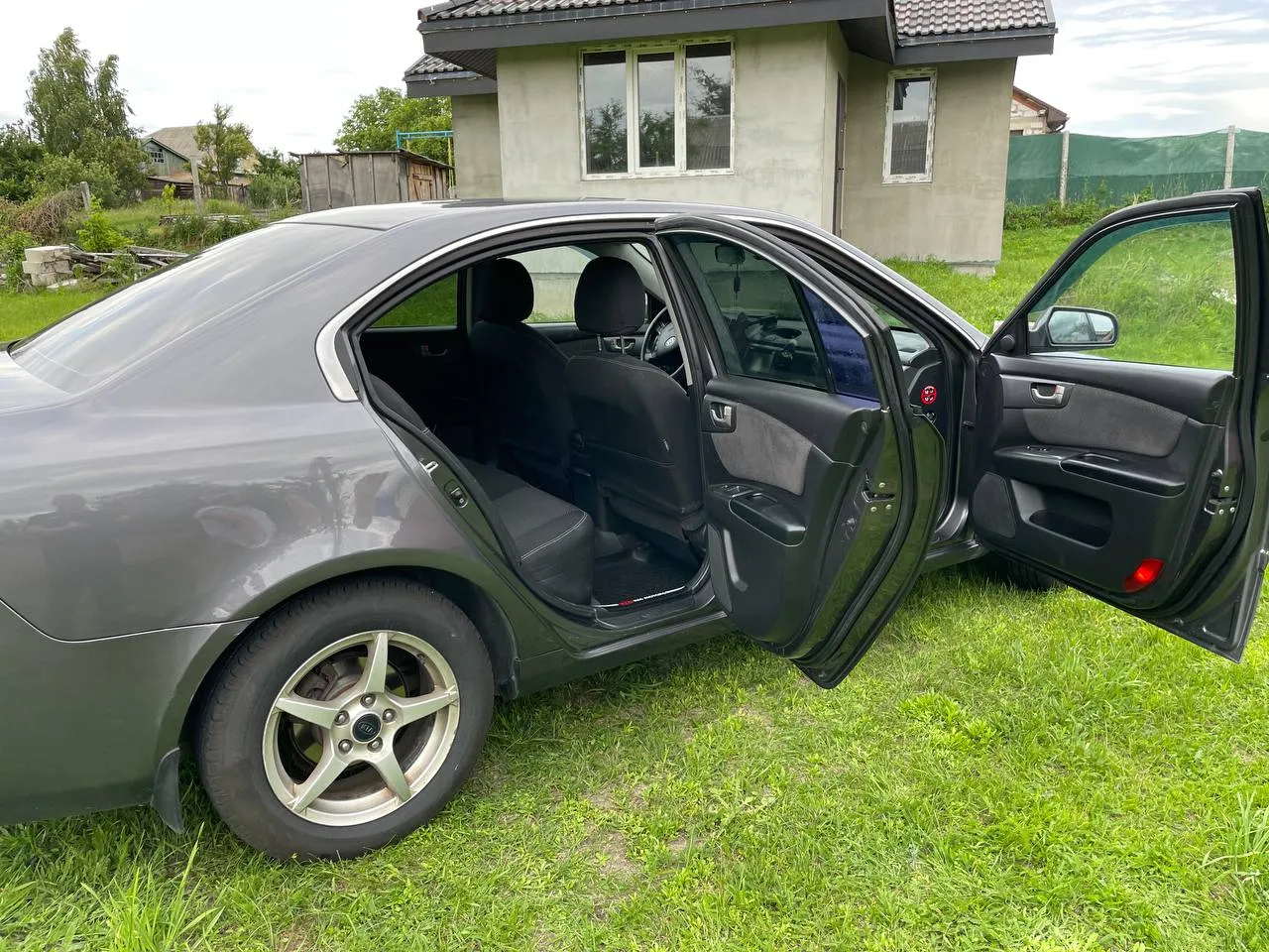 Kia Magentis - фото 7